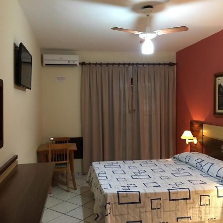 Hotel Areia Branca Caraguatatuba Extérieur photo